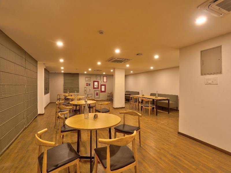 Oyo Townhouse 87 Spartan Nagar Chennai Exterior photo